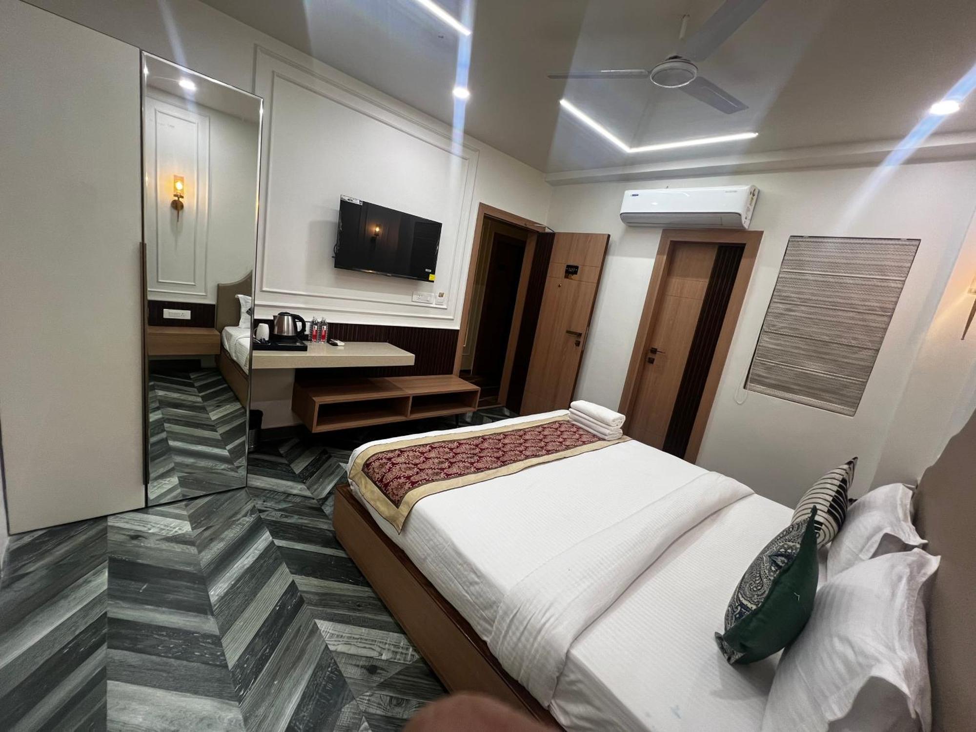 Hotel Anaya Retreat Varanasi Exterior foto